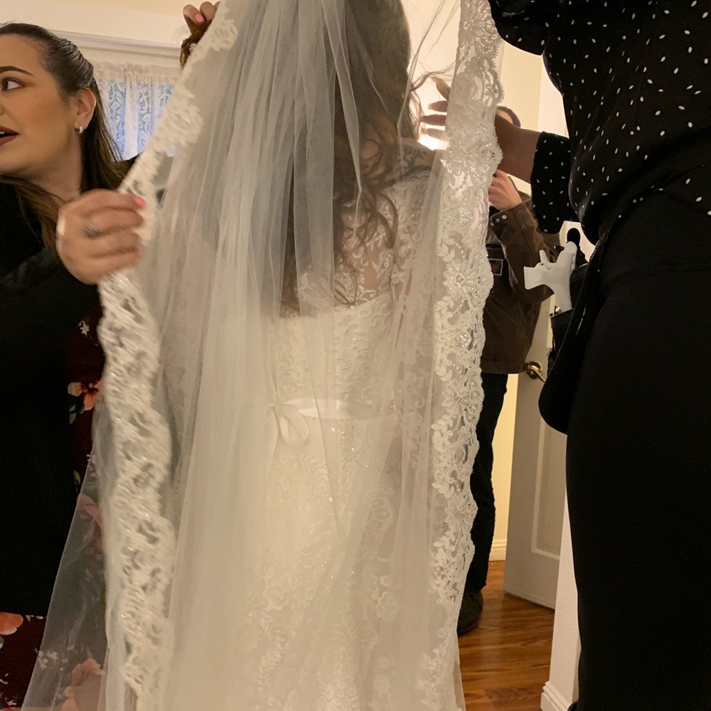 Vintage Wedding dress with pockets and Vail - Picture 4 of 7